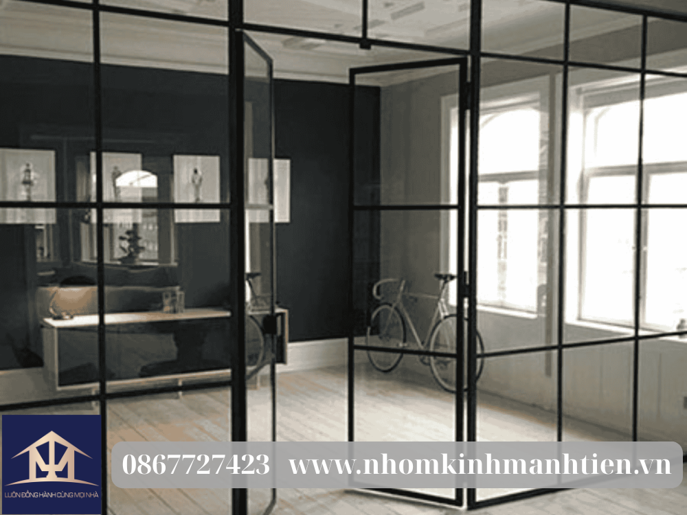 Cửa đi nhôm kính Maxpro Mạnh Tiến