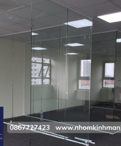Thi Công Vách Kính Cường Lực Văn Phòng Tại Nhôm Kính Mạnh Tiến