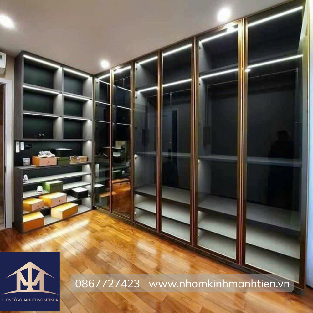 Tủ quần áo nhôm kính kết hợp ngăn kéo, kệ trang trí
